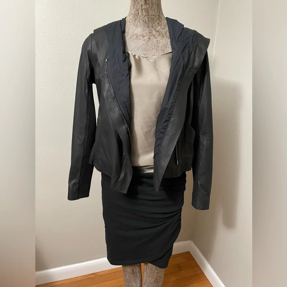 Vince scuba lamb skin leather jacket with hood size XS color black - Picture 2 of 8